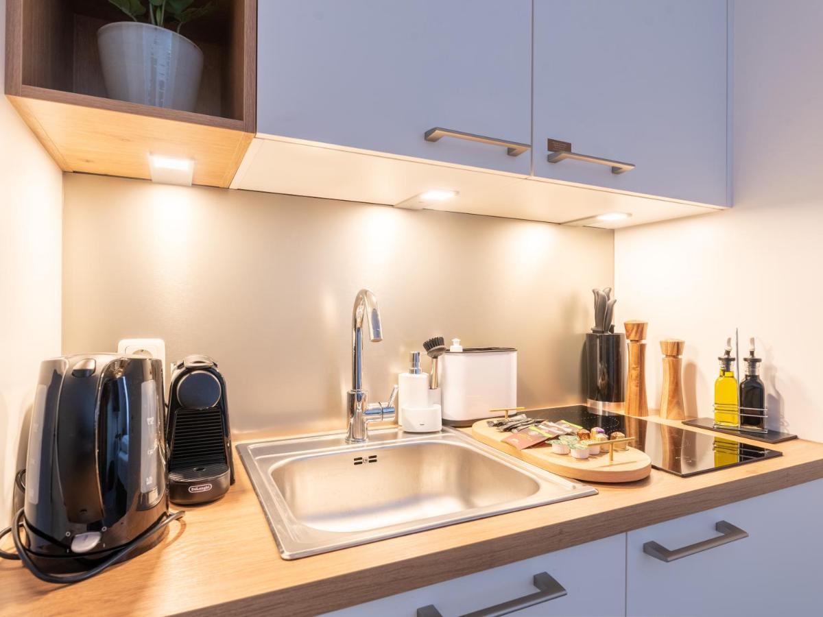 Limehome Linz Friedrichstrasse Экстерьер фото